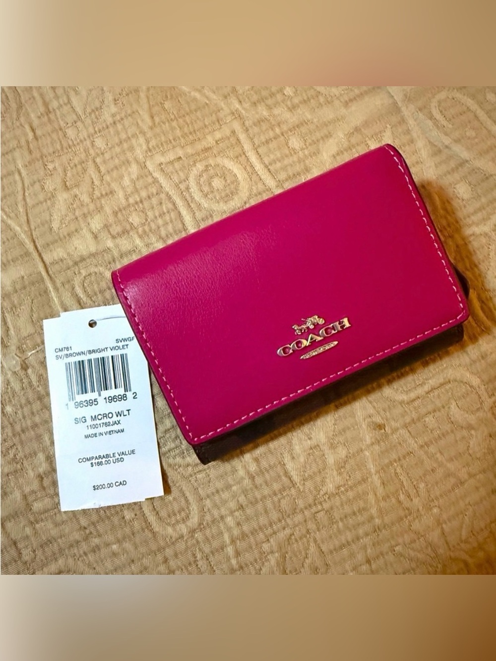 NWT - COACH Small Trifold Wallet In Colorblock Micro Signature Canvas
